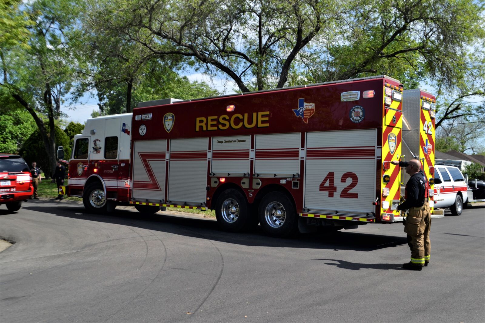 Nikon D3100 sample photo. Rescue, worthy, brave photography