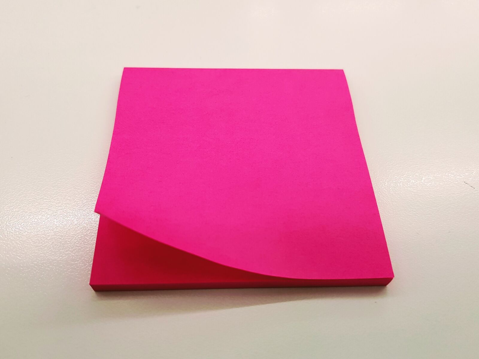 Samsung Galaxy S8 sample photo. Empty, paper, blank photography