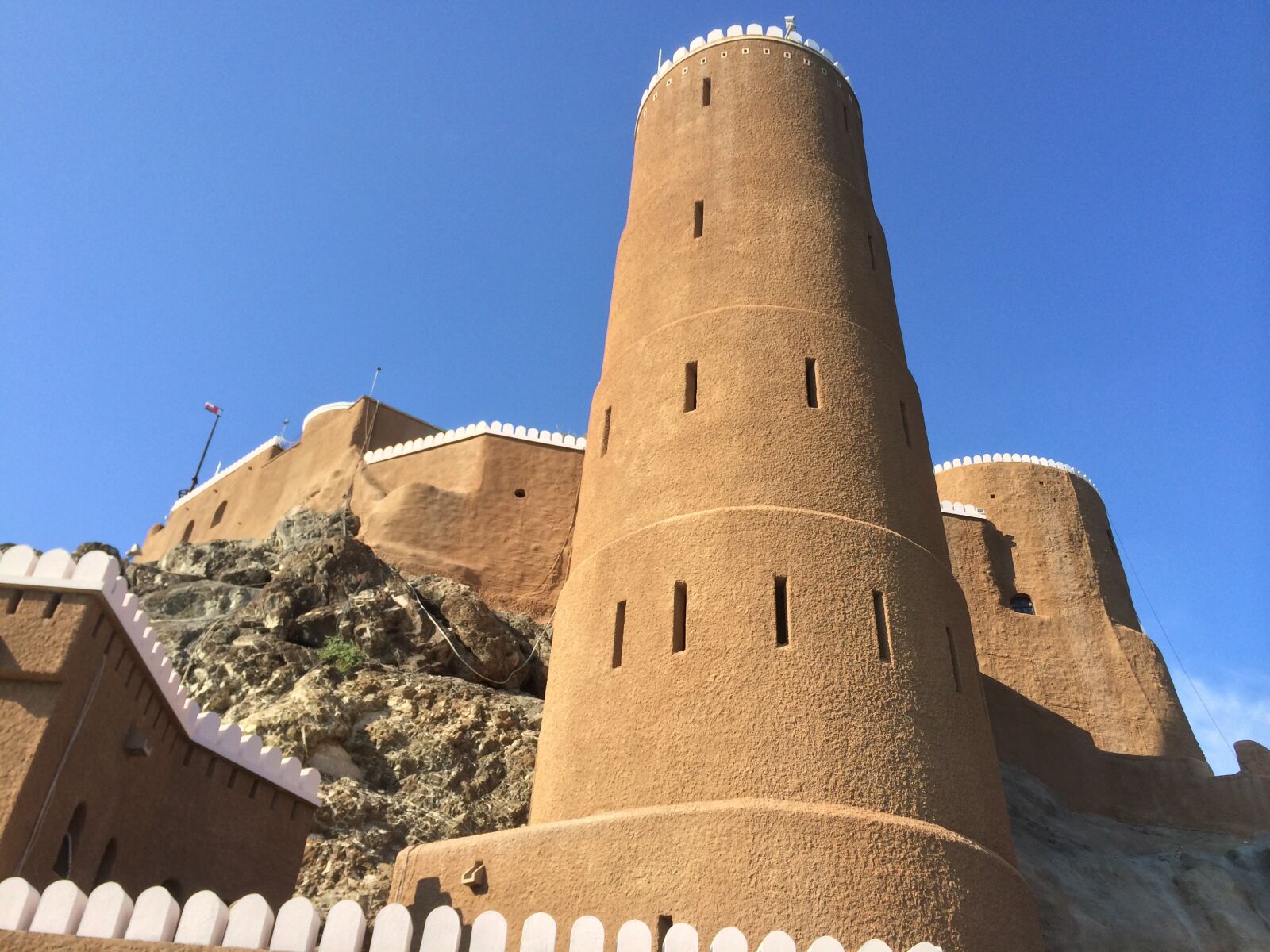 iPhone 5s back camera 4.12mm f/2.2 sample photo. Oman, fort, city photography