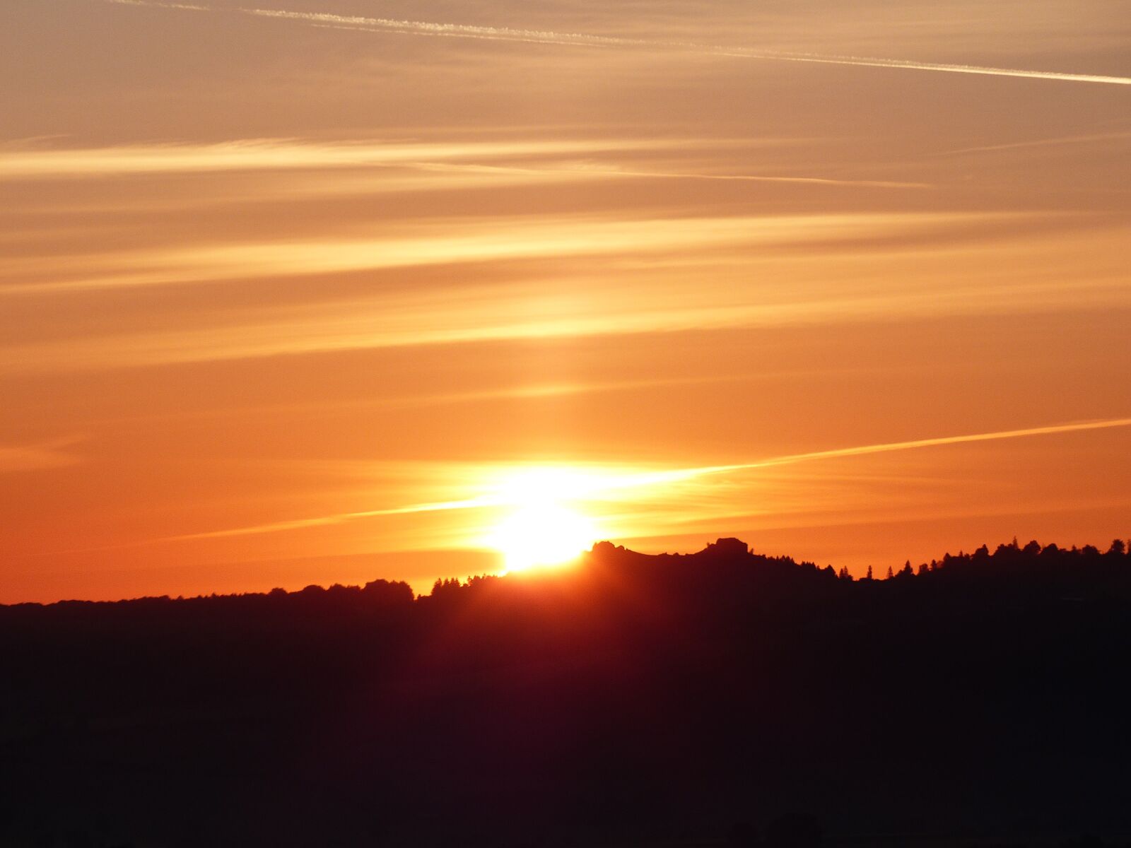 Panasonic Lumix DMC-FZ200 sample photo. Sunrise, landscape, morgenstimmung photography