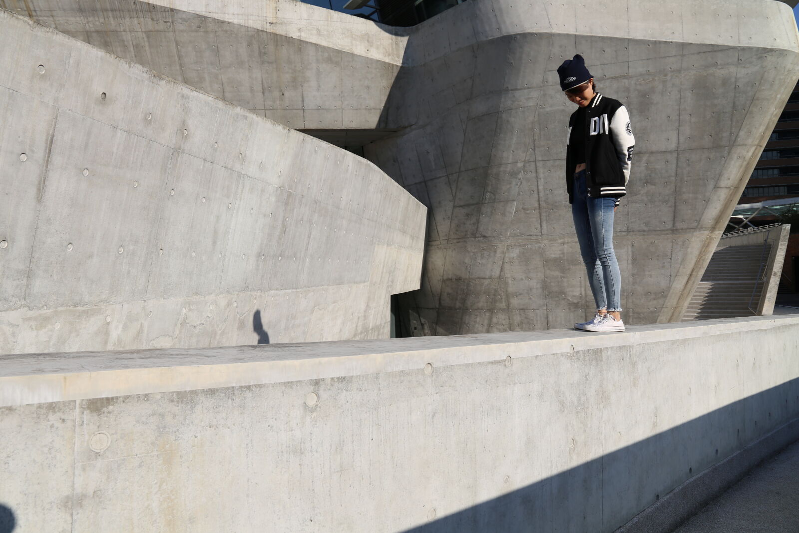 Canon EF 24-105mm F3.5-5.6 IS STM sample photo. Architecture, building, cement, concrete photography