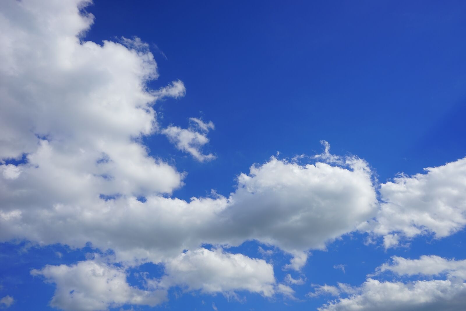 Sony a7 sample photo. Clouds, sky, blue photography