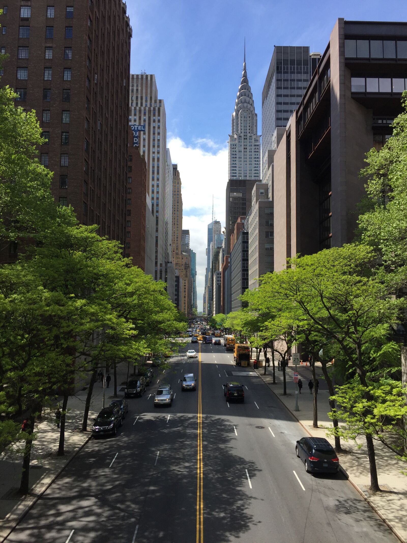 Apple iPhone 6 sample photo. Newyork, manhattan, green photography