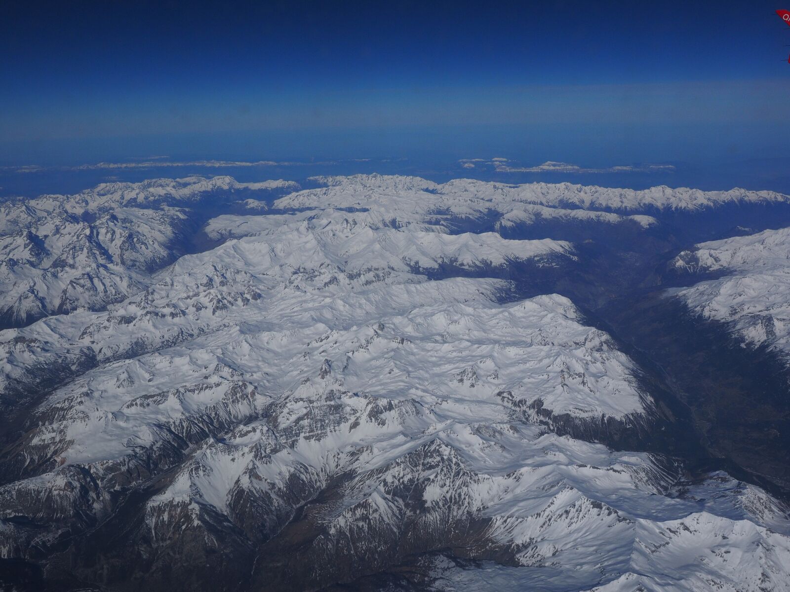Olympus OM-D E-M1 + Olympus M.Zuiko Digital ED 12-40mm F2.8 Pro sample photo. Aerial view, luftbildaufnahme, alpine photography