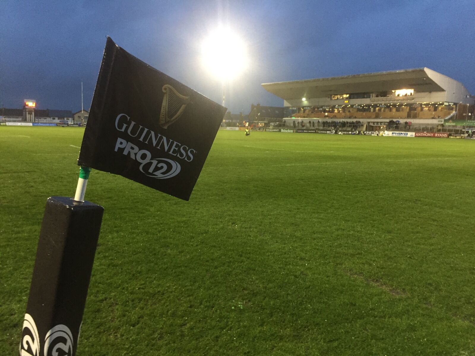 Apple iPhone 6 sample photo. Connacht rugby, sportsgrounds, galway photography