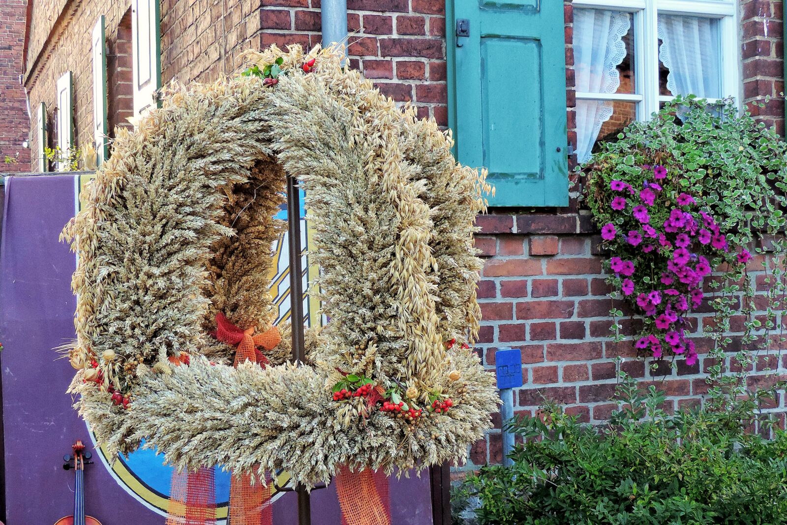 Nikon Coolpix P520 sample photo. Thanksgiving, harvester, hauswand photography