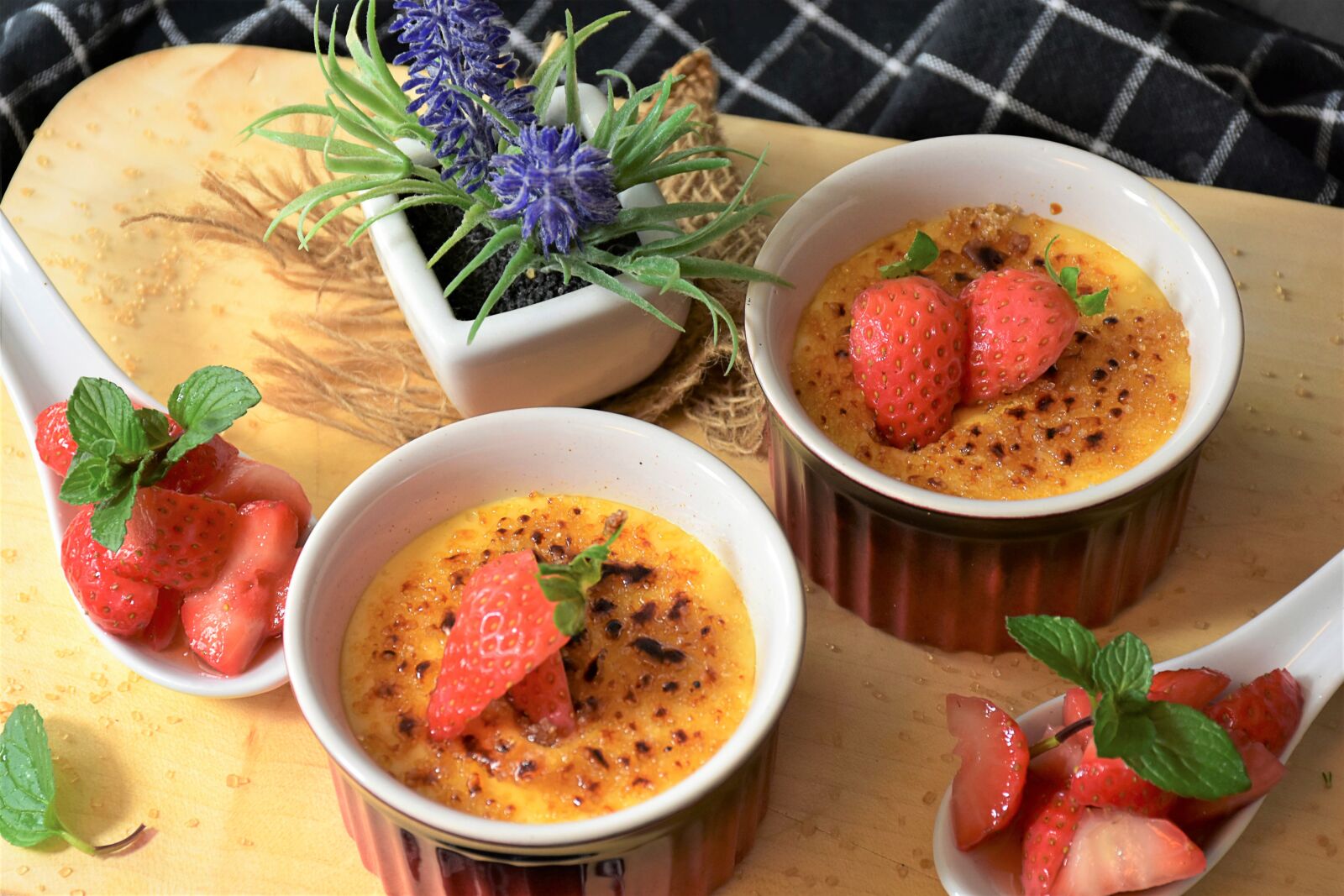 Nikon D7200 sample photo. Dessert, strawberries, sweet photography