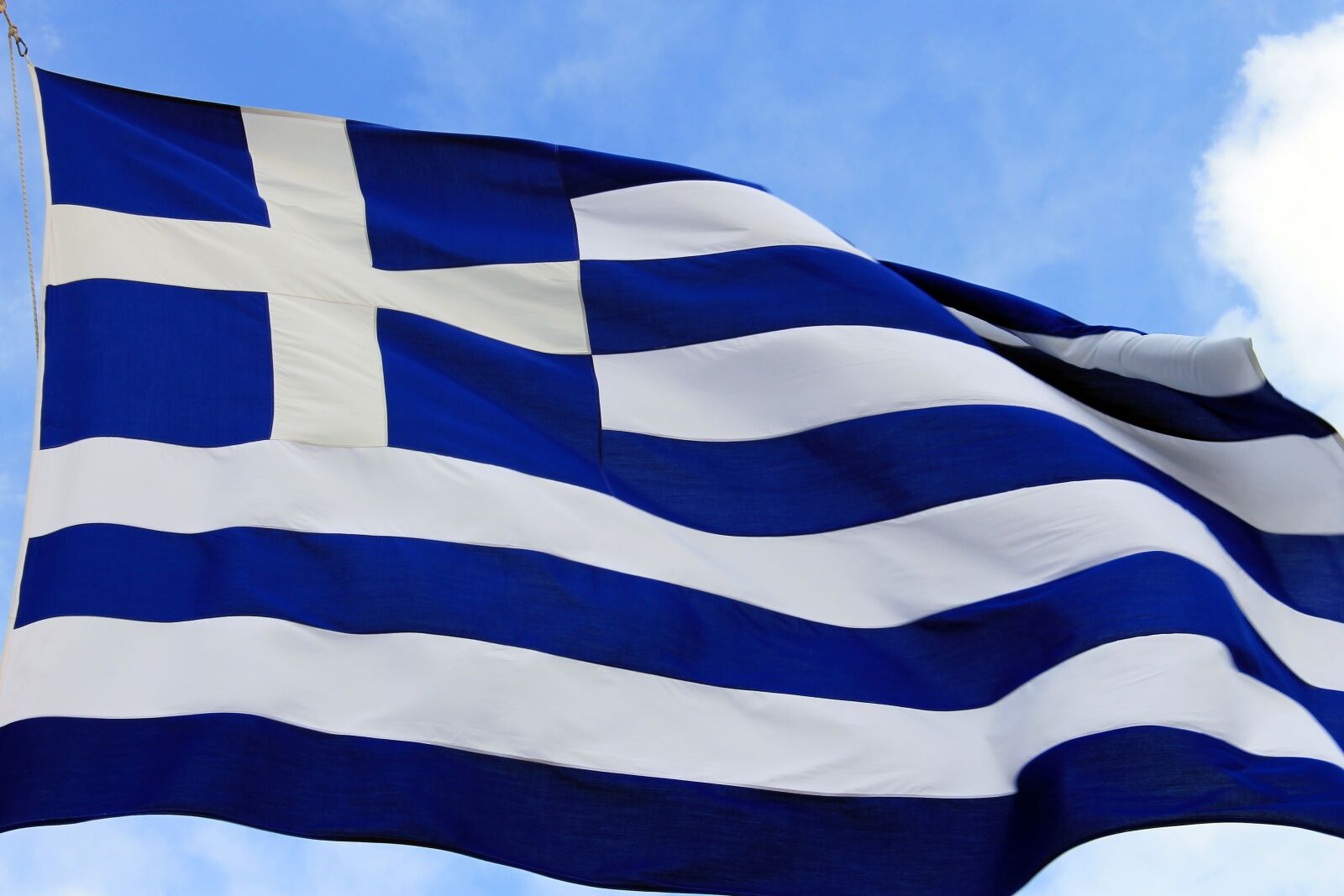 Canon EOS 1100D (EOS Rebel T3 / EOS Kiss X50) sample photo. Flag, greece, blue photography