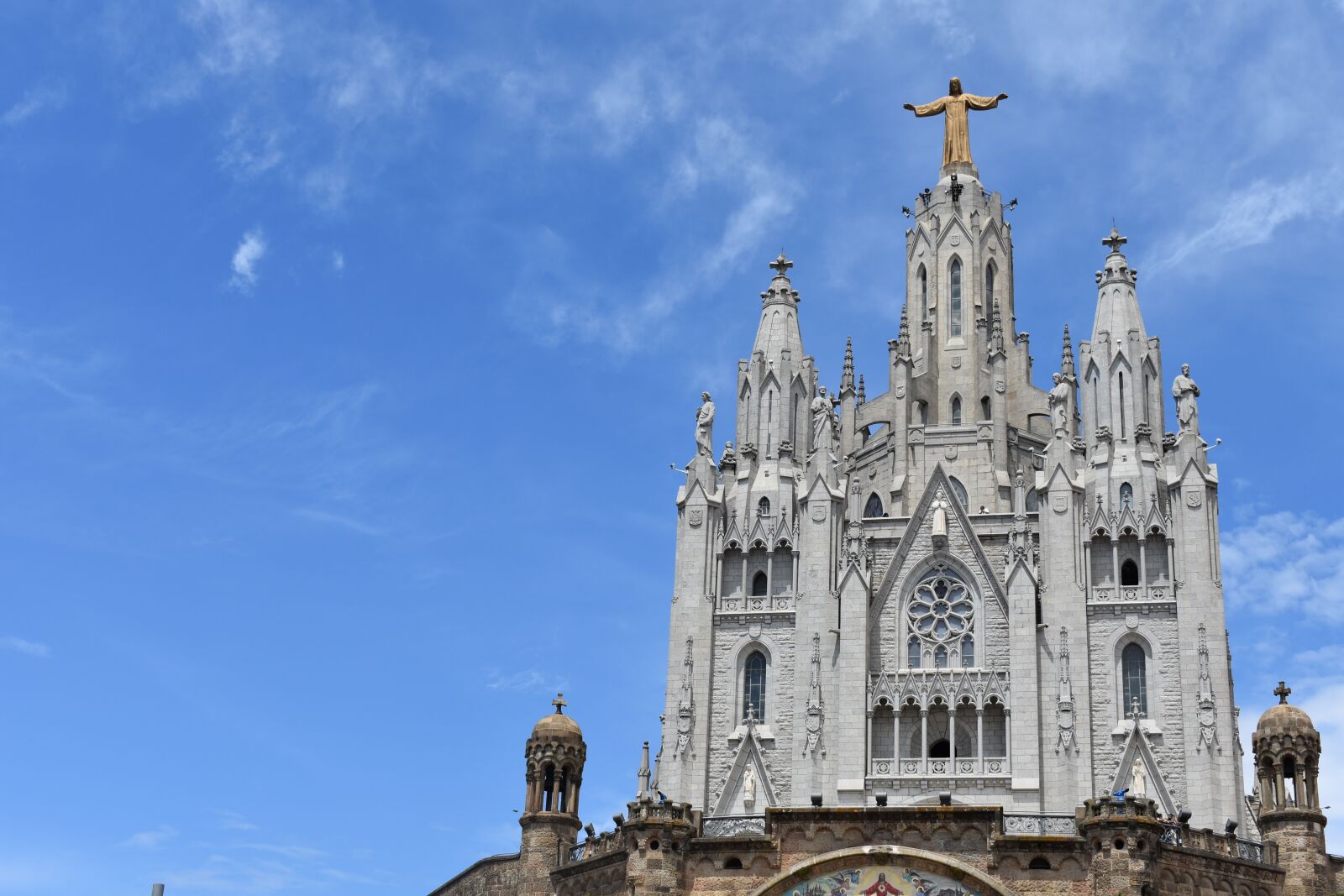 Nikon D3400 sample photo. Temple expiatori del sagrat photography