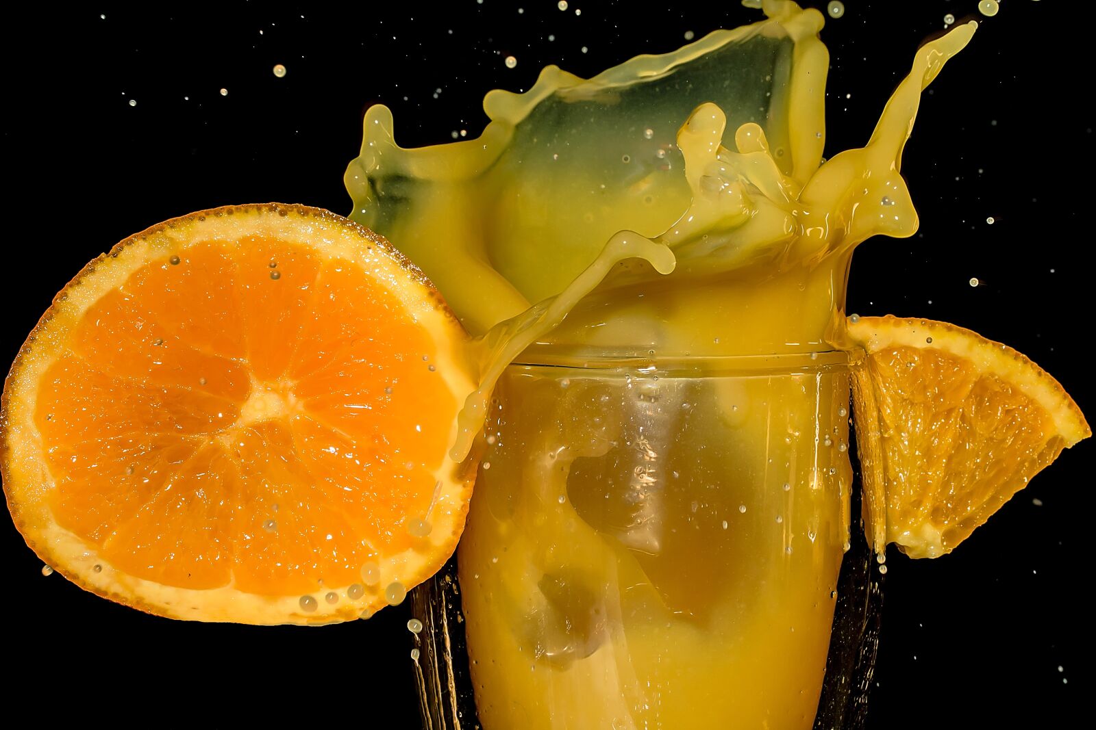 Canon EOS 750D (EOS Rebel T6i / EOS Kiss X8i) sample photo. Orange juice, orange slice photography