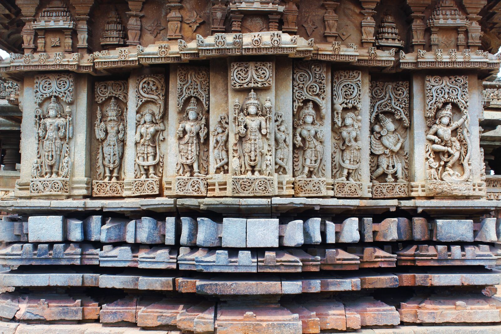Canon EOS 600D (Rebel EOS T3i / EOS Kiss X5) sample photo. Temple, india, shiva photography