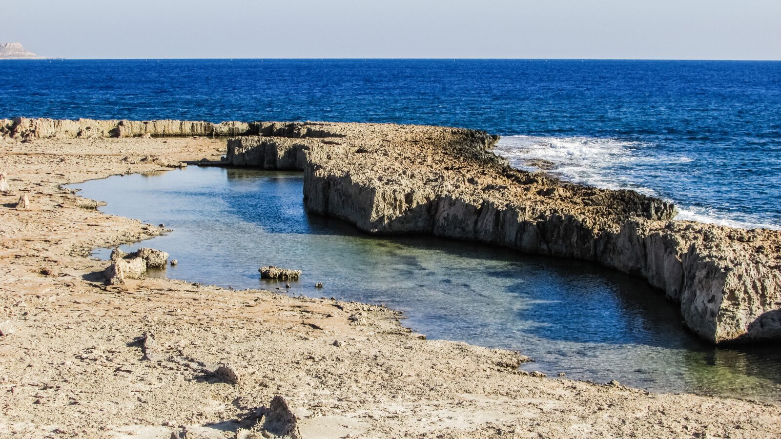 Canon PowerShot SX400 IS sample photo. Rock formations, rocky coast photography