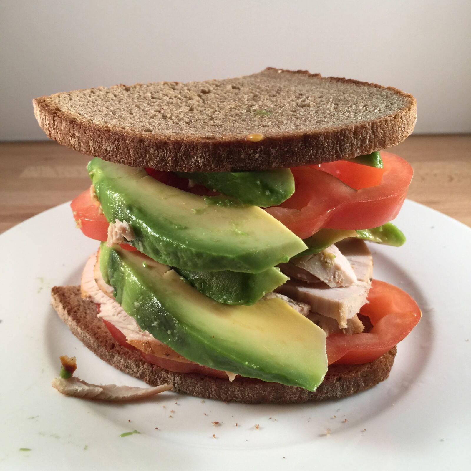 iPhone 6 Plus back camera 4.15mm f/2.2 sample photo. Sandwich, avocado, tomato photography