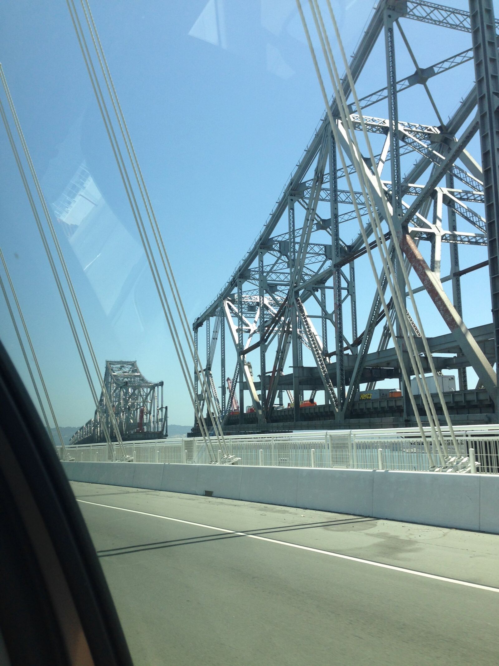 iPhone 5 back camera 4.12mm f/2.4 sample photo. Bridge photography