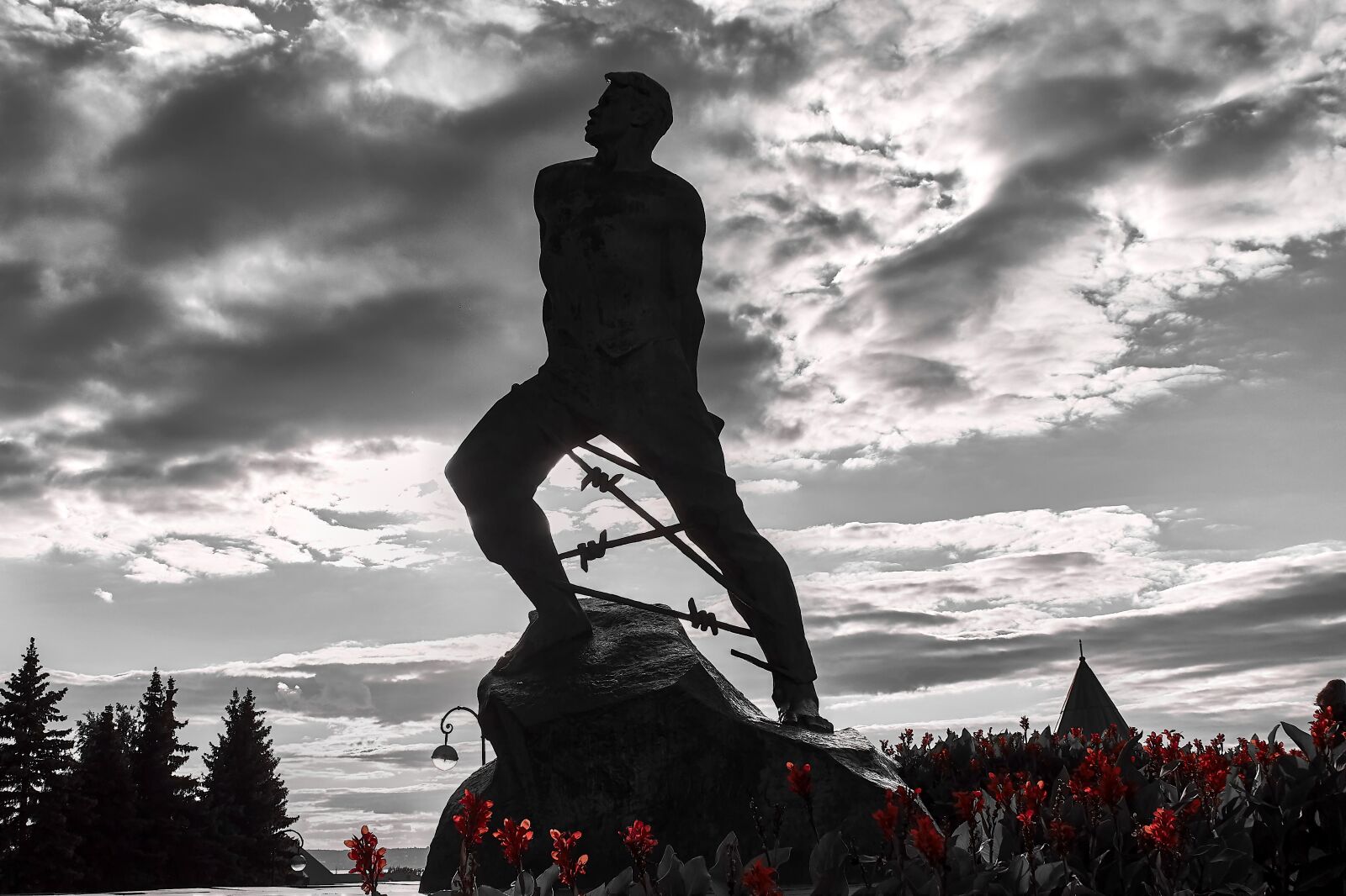 Canon EOS 600D (Rebel EOS T3i / EOS Kiss X5) sample photo. Kazan, monument, architecture photography