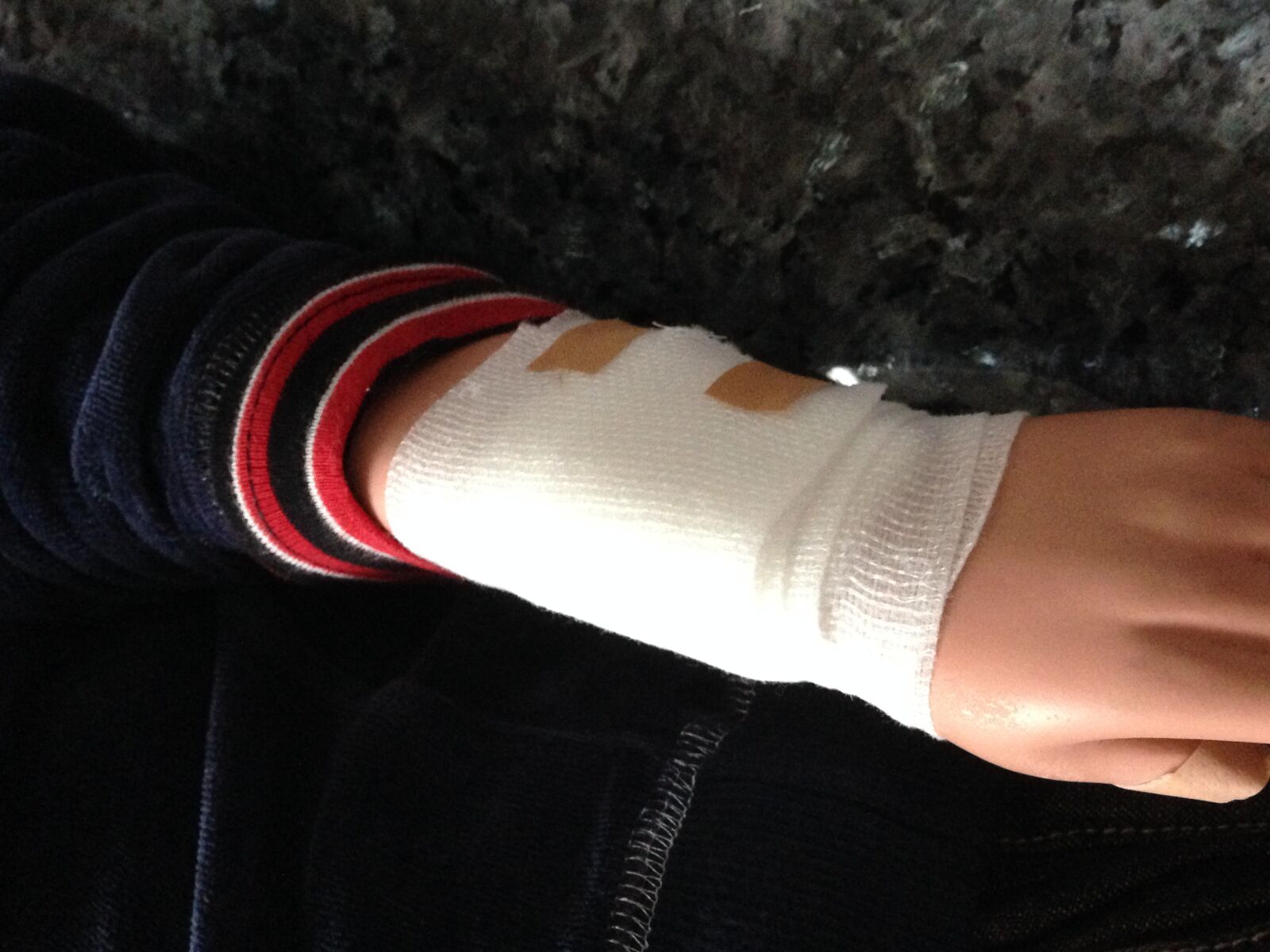 iPhone 5 back camera 4.12mm f/2.4 sample photo. Have some bandages, elastic photography