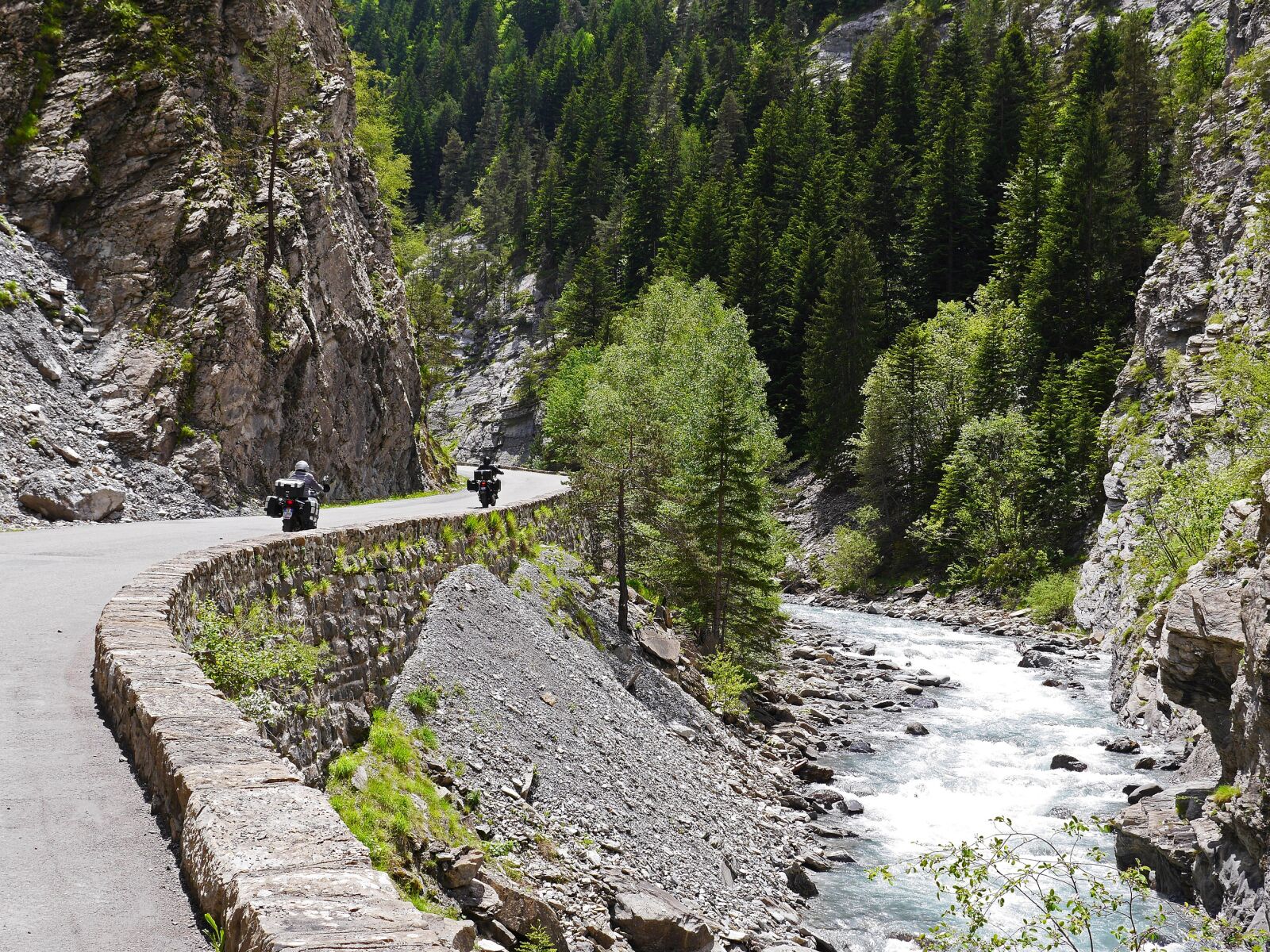 Panasonic Lumix DMC-GH3 sample photo. Gorge, le bachelard, maritime photography