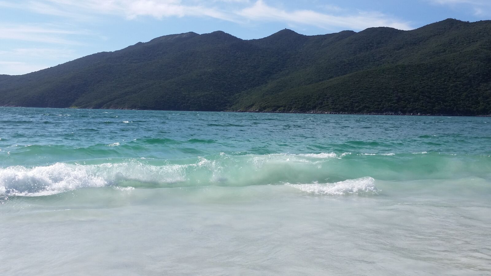 Samsung Galaxy S5 sample photo. Praia, mar, montanha photography