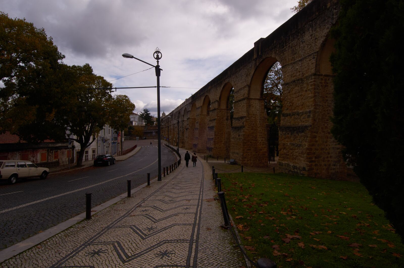 Nikon D7000 sample photo. Aqueduct, street, coimbra photography