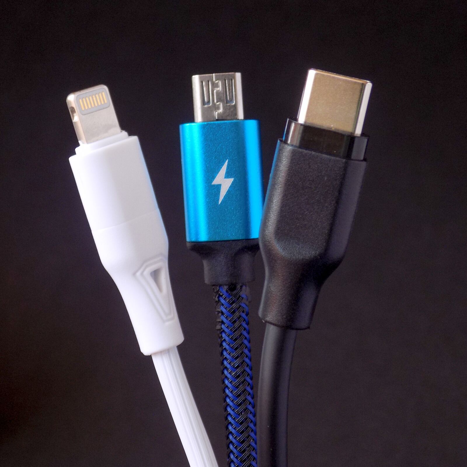 Nikon COOLPIX L330 sample photo. Cable, cables, the cord photography