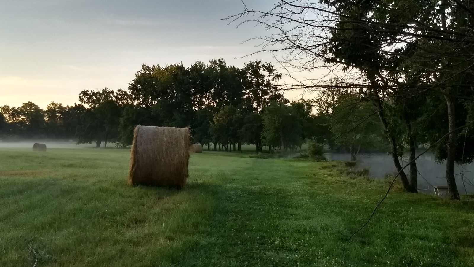 Motorola Moto G (5) Plus sample photo. Farm, hay, bale photography