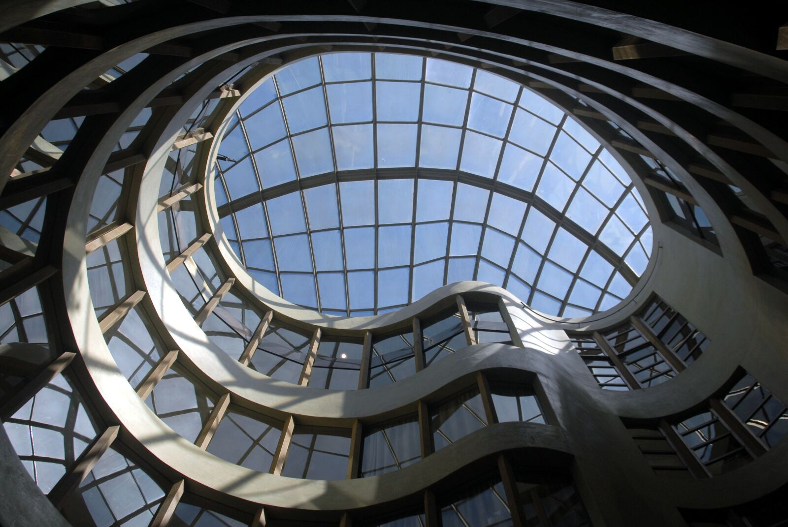 Nikon D200 sample photo. Building, glass, architecture photography