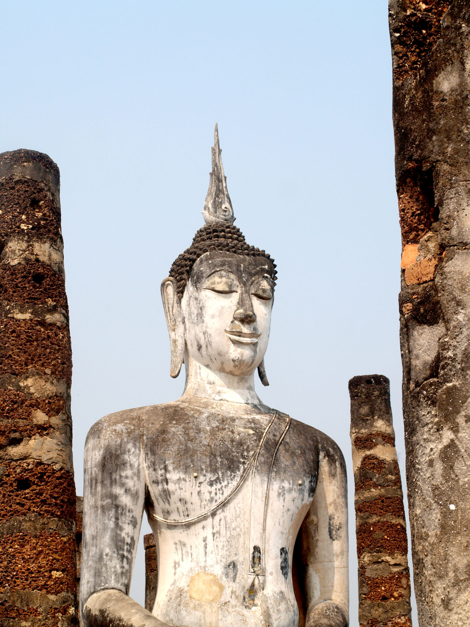 Olympus E-300 (EVOLT E-300) sample photo. Ancient, architecture, art, asia photography