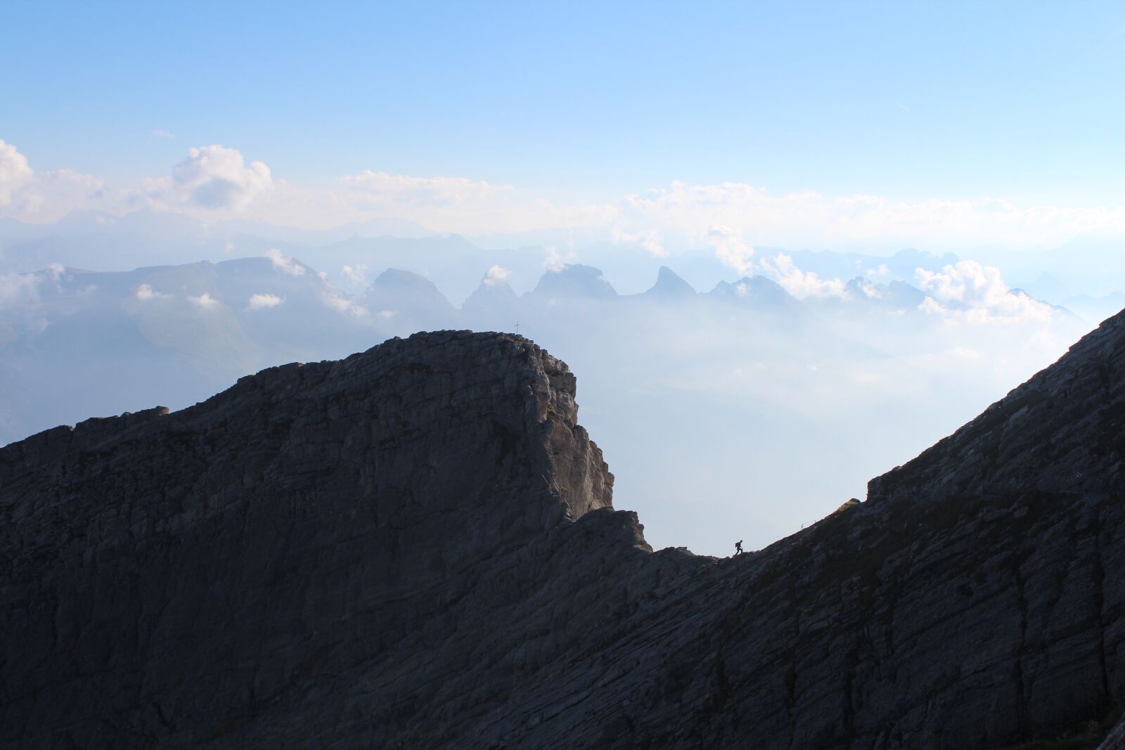 Canon EOS 600D (Rebel EOS T3i / EOS Kiss X5) sample photo. Mountains, switzerland, hiking photography