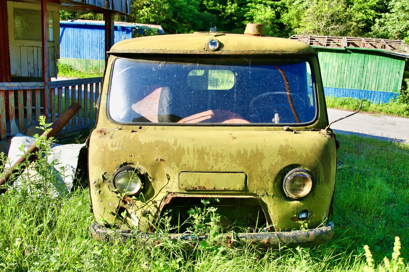 Sony a6500 sample photo. Vehicle, van, relic photography