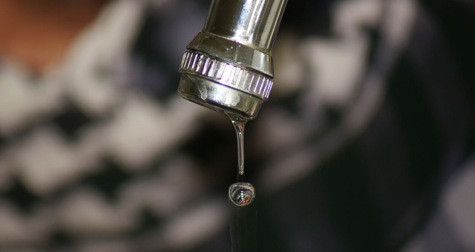 Sony Alpha DSLR-A390 sample photo. The, drop, in photography