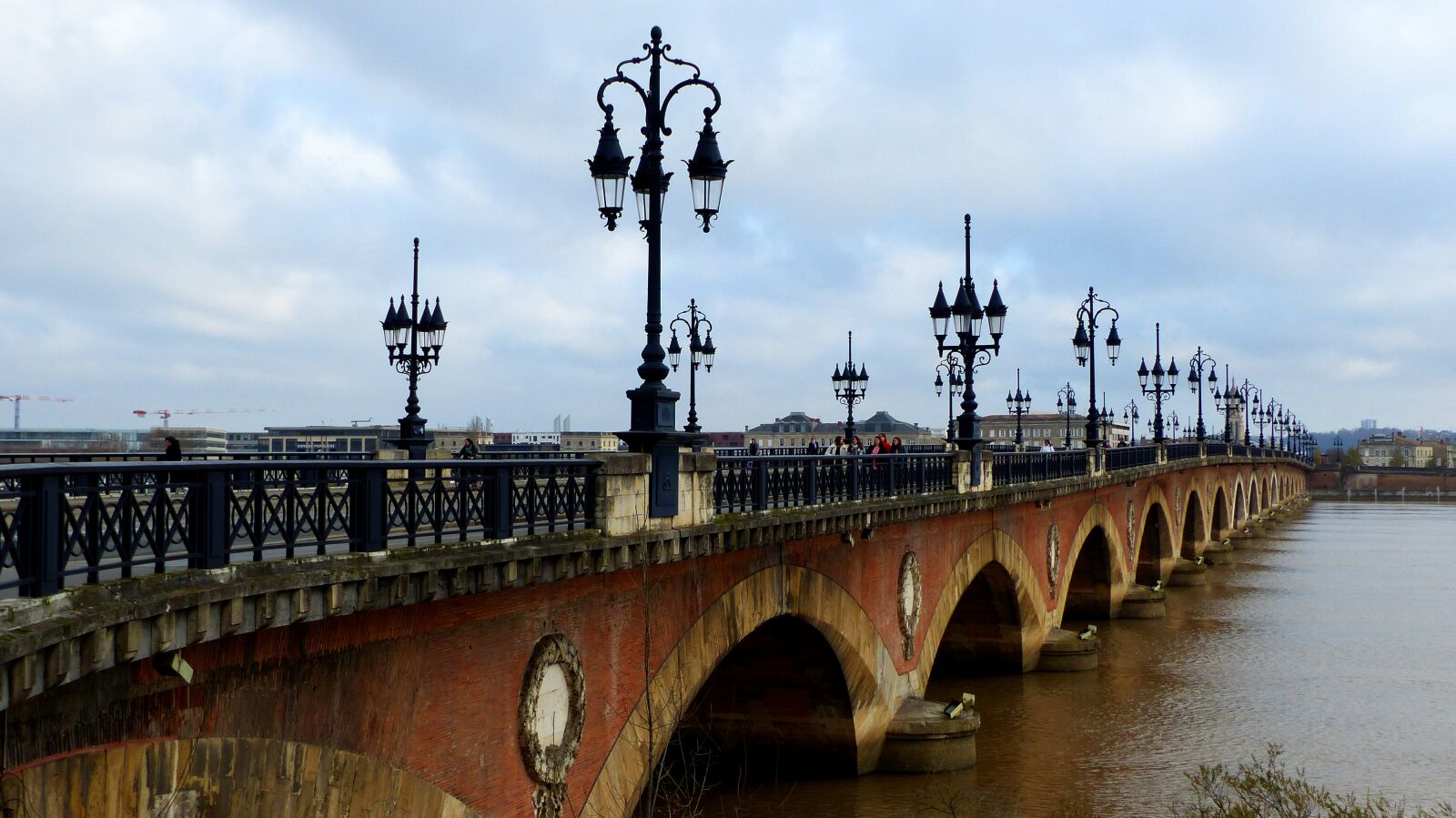 Panasonic Lumix DMC-FZ200 sample photo. Bridge, pierre, architecture photography