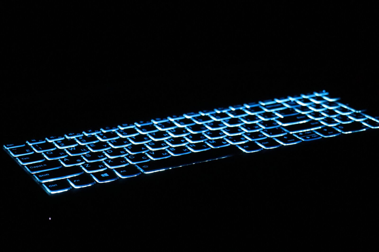Canon EF-M 18-150mm F3.5-6.3 IS STM sample photo. Pc, blue, laptop photography
