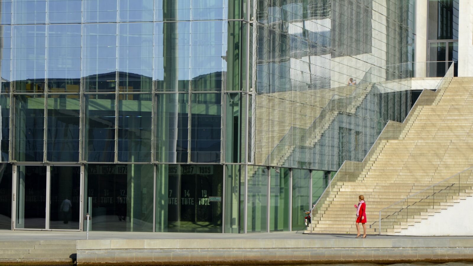 Nikon D7000 sample photo. Glass items, architecture, office photography