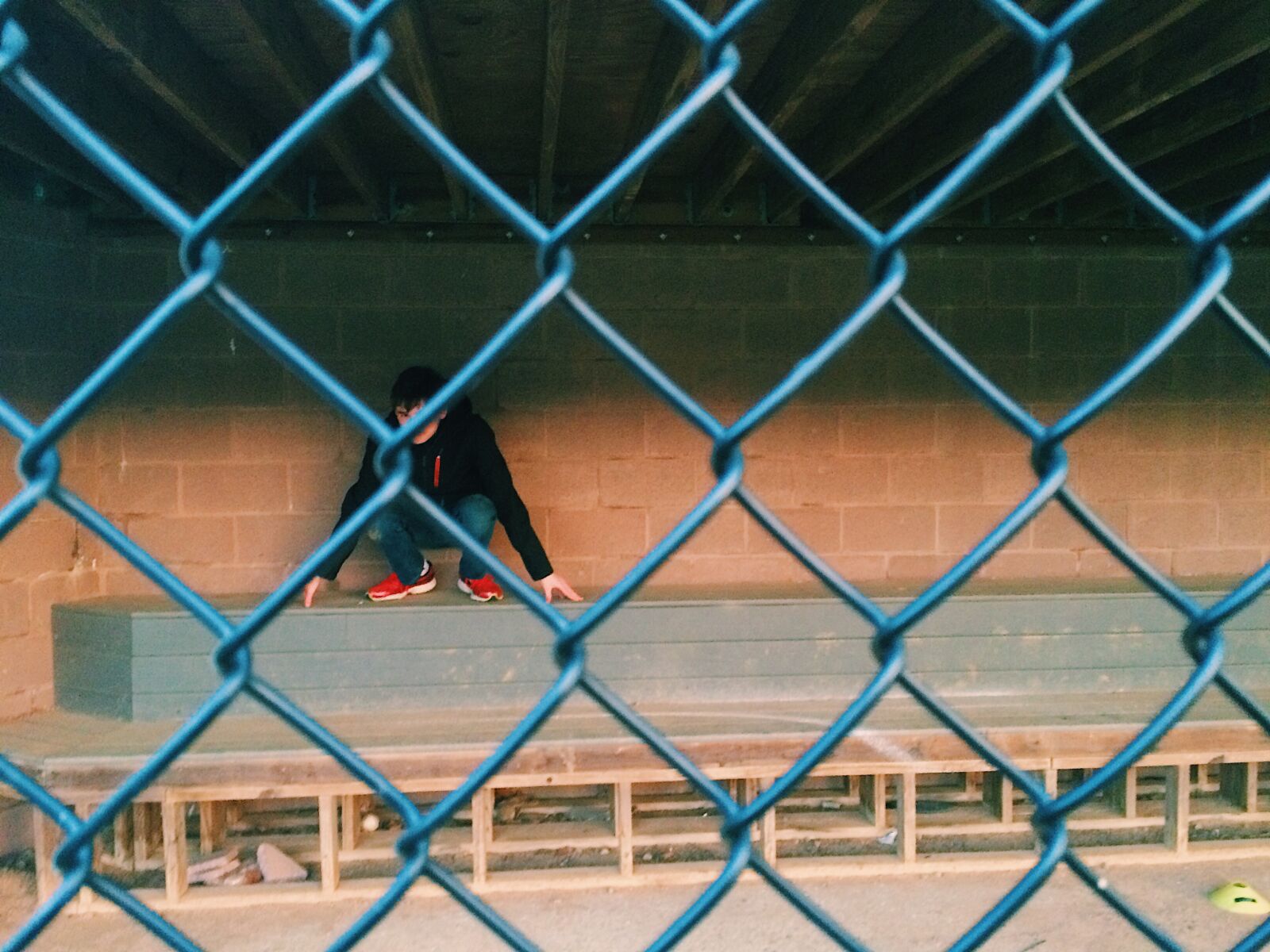 iPhone 5s back camera 4.15mm f/2.2 sample photo. Baseball, blue, fence, hiding photography