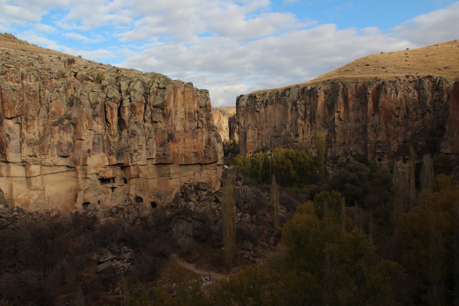 Canon EOS 600D (Rebel EOS T3i / EOS Kiss X5) sample photo. Cappadocia, turkey, panoramic views photography