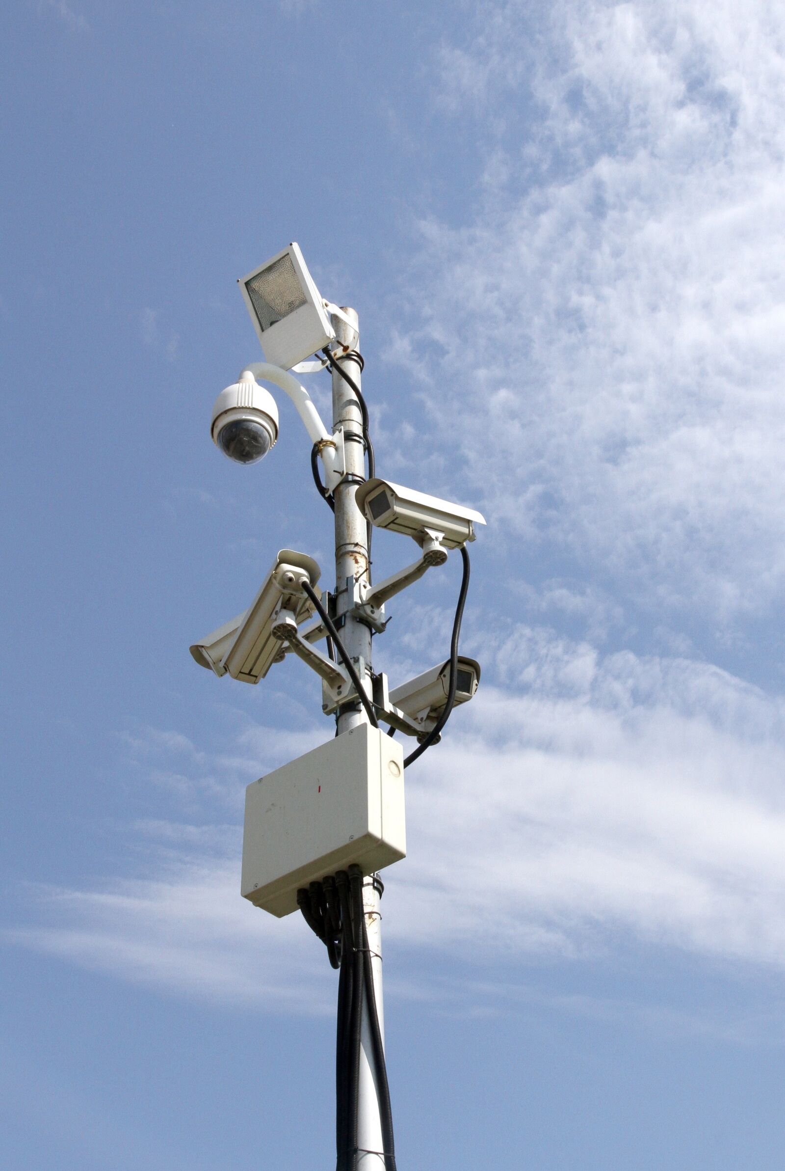 Canon EOS 7D sample photo. Cctv, surveillance, security photography