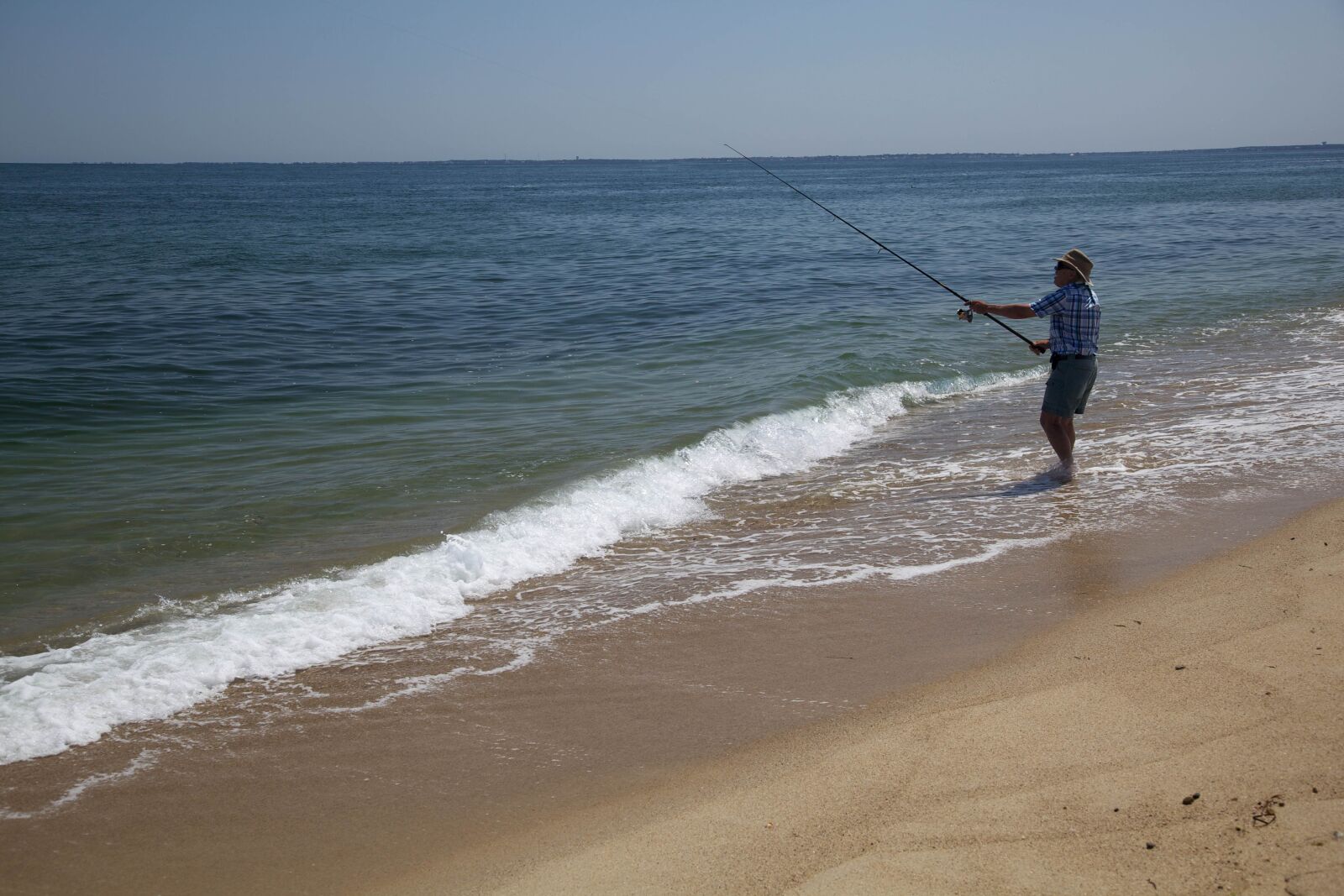 Canon EOS 5D Mark II sample photo. Osean, beach, fishing photography