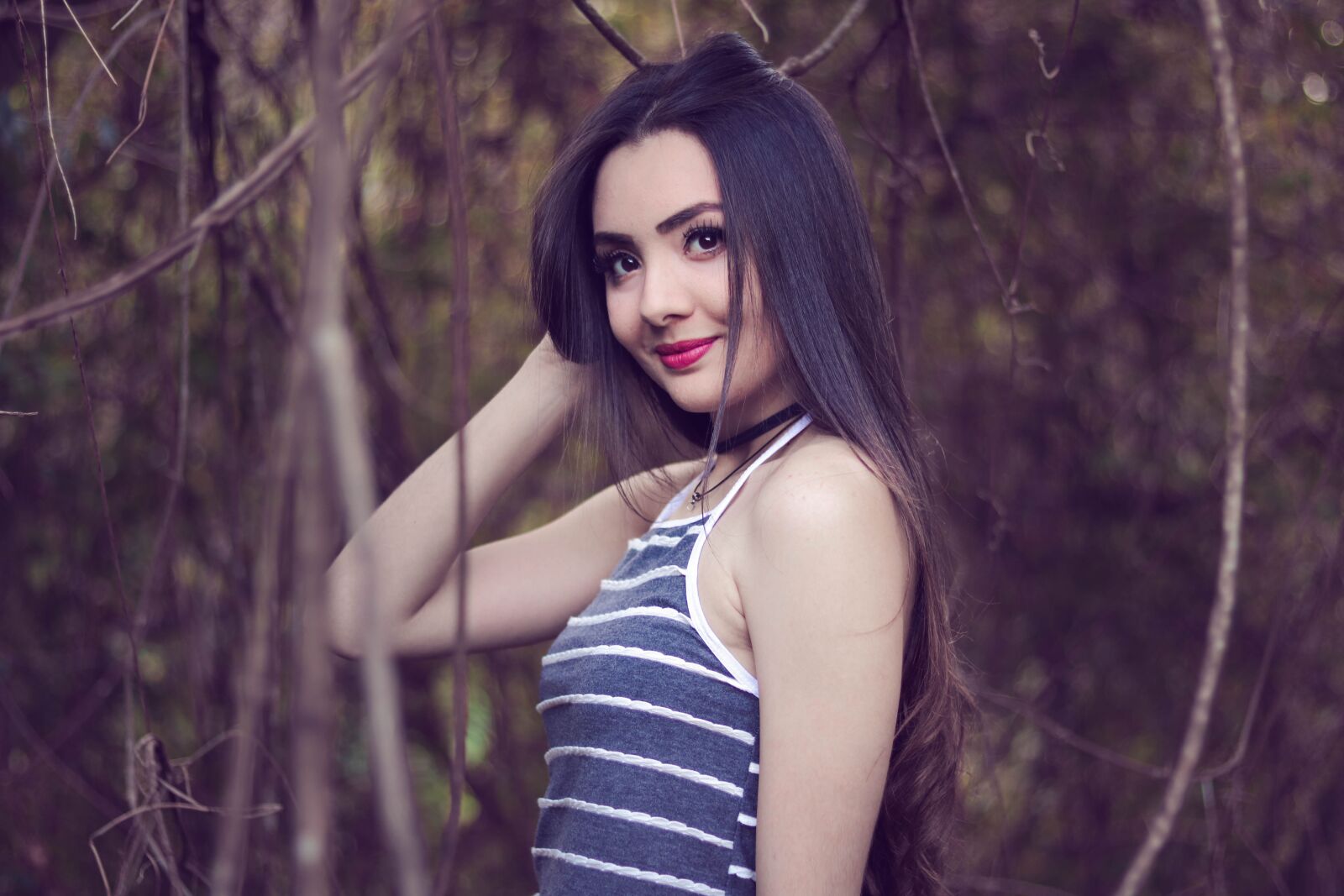Canon EOS 750D (EOS Rebel T6i / EOS Kiss X8i) sample photo. Nature, woman, beauty photography