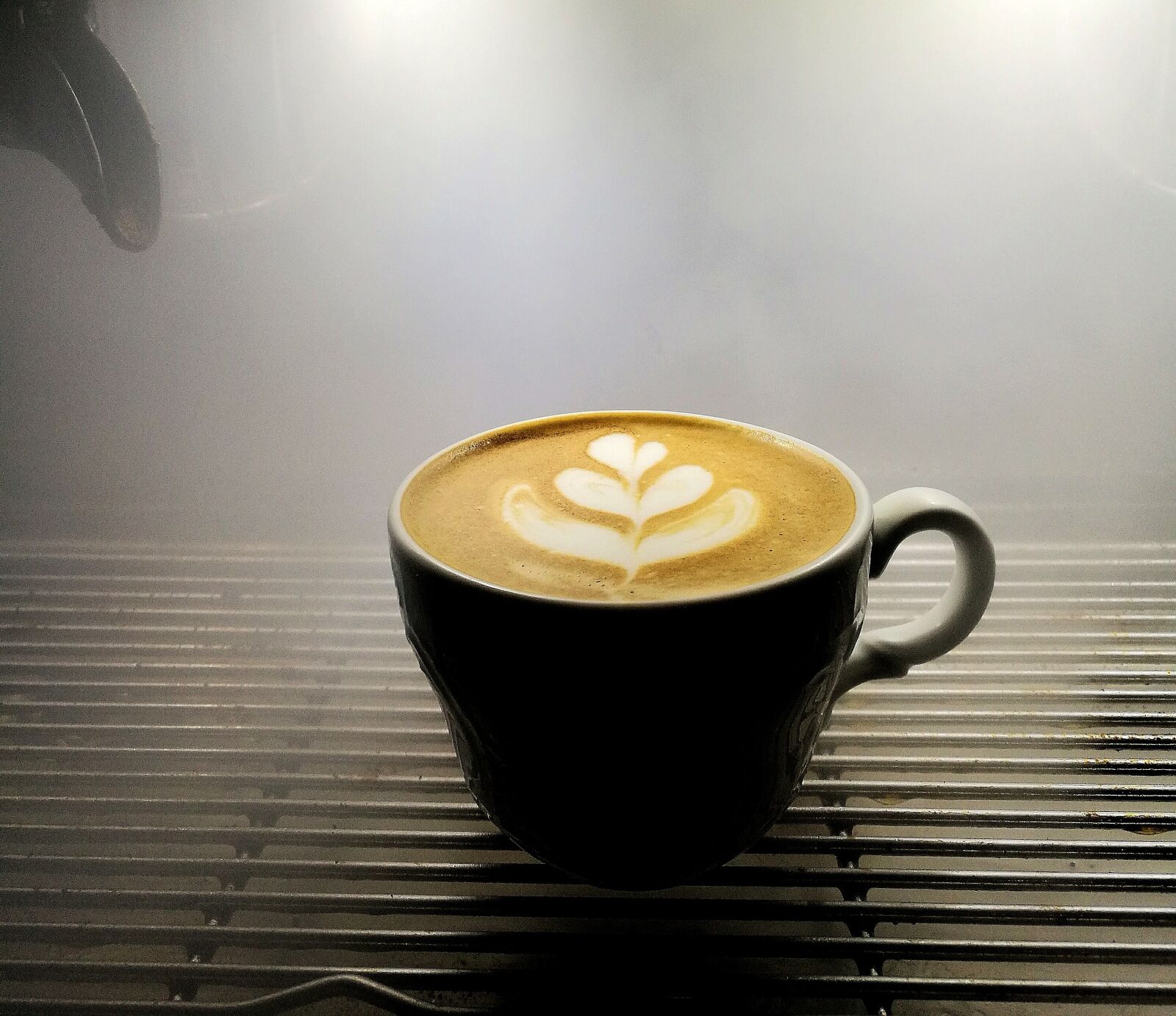HUAWEI P9 sample photo. Macchiato, latteart, coffe photography