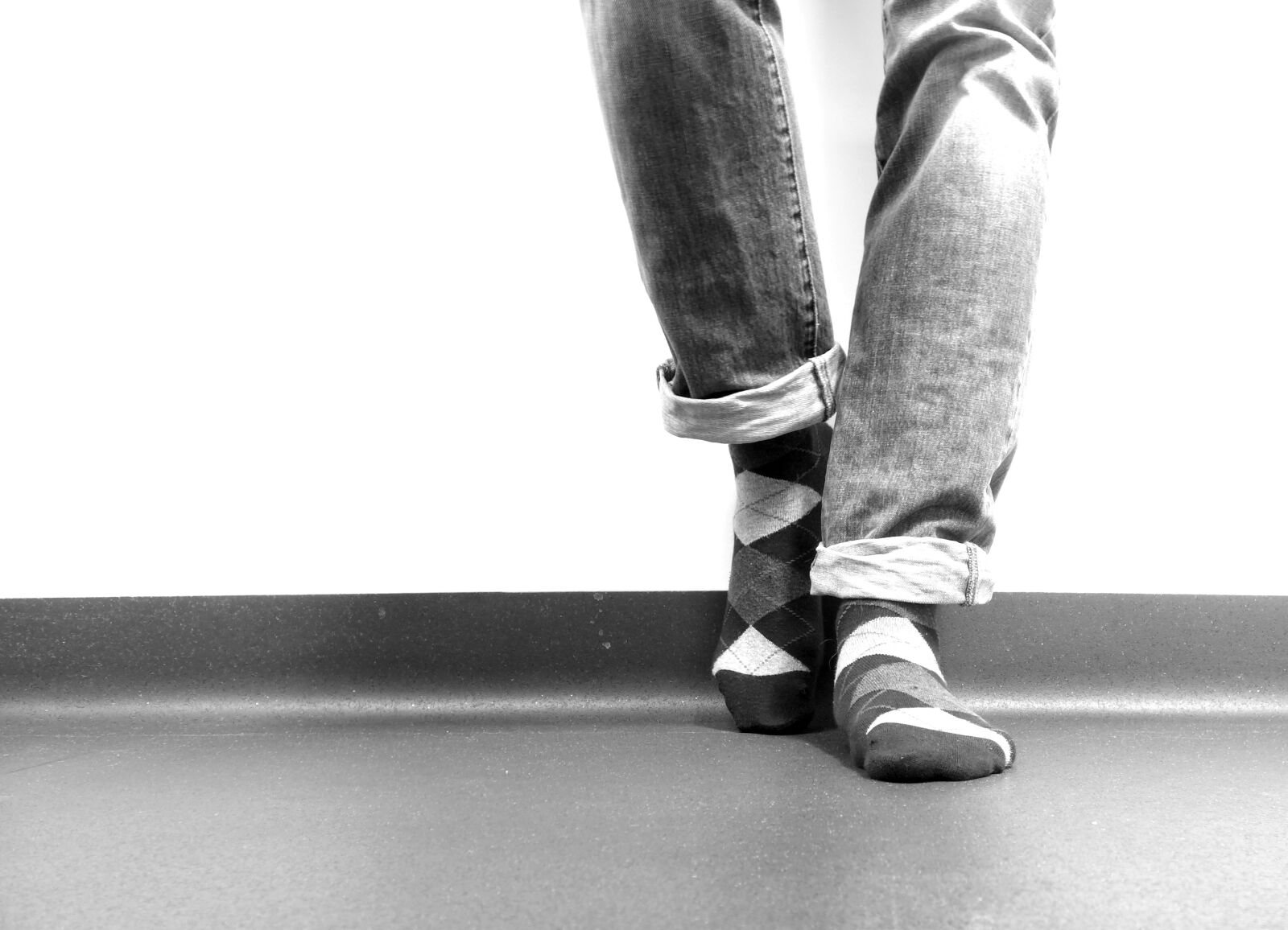Sony Cyber-shot DSC-RX100 sample photo. Legs, jeans, black and photography