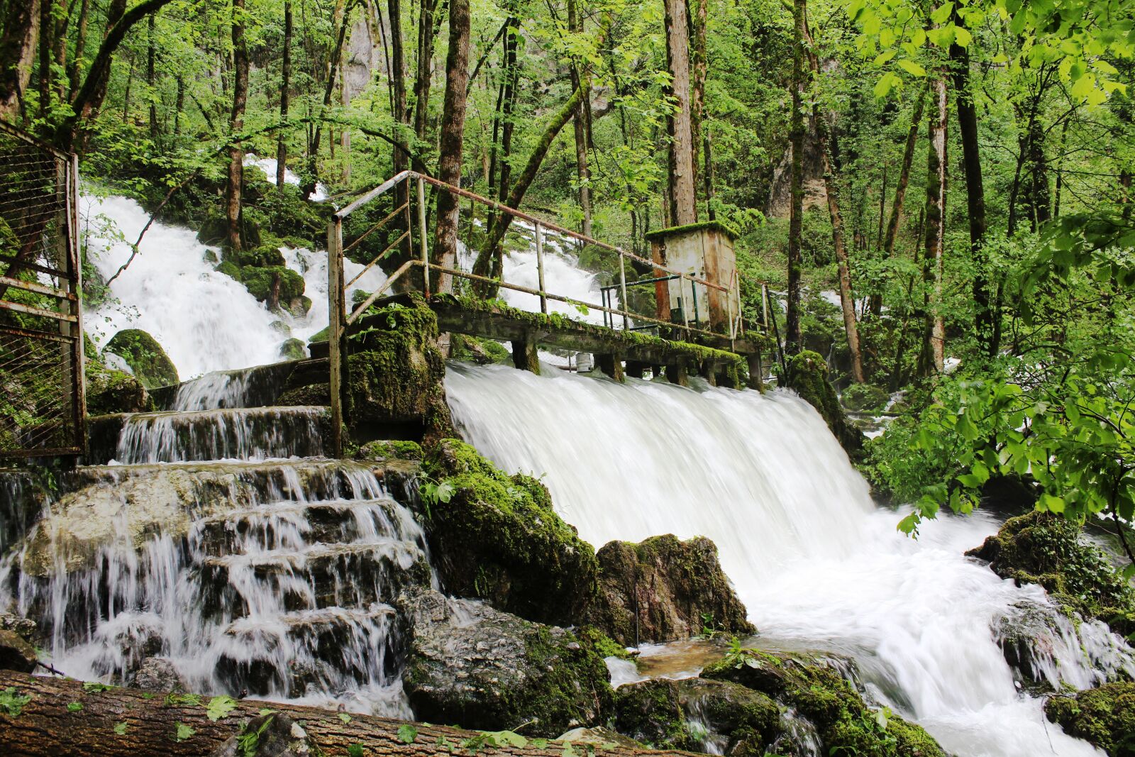 Canon EOS 600D (Rebel EOS T3i / EOS Kiss X5) sample photo. Nature, cascade, mountain photography