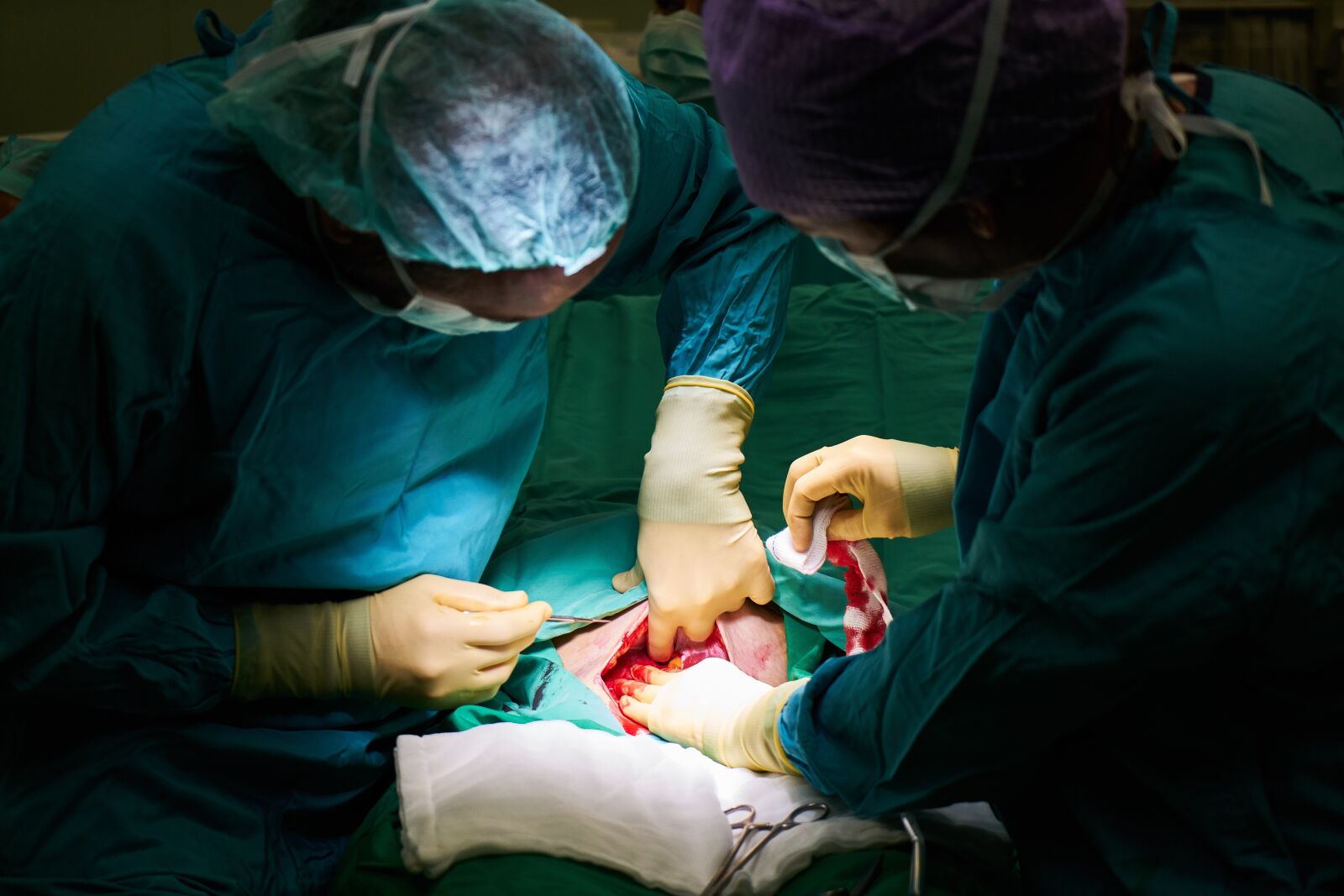 Sony a7R II sample photo. Surgery, hospital, doctor photography