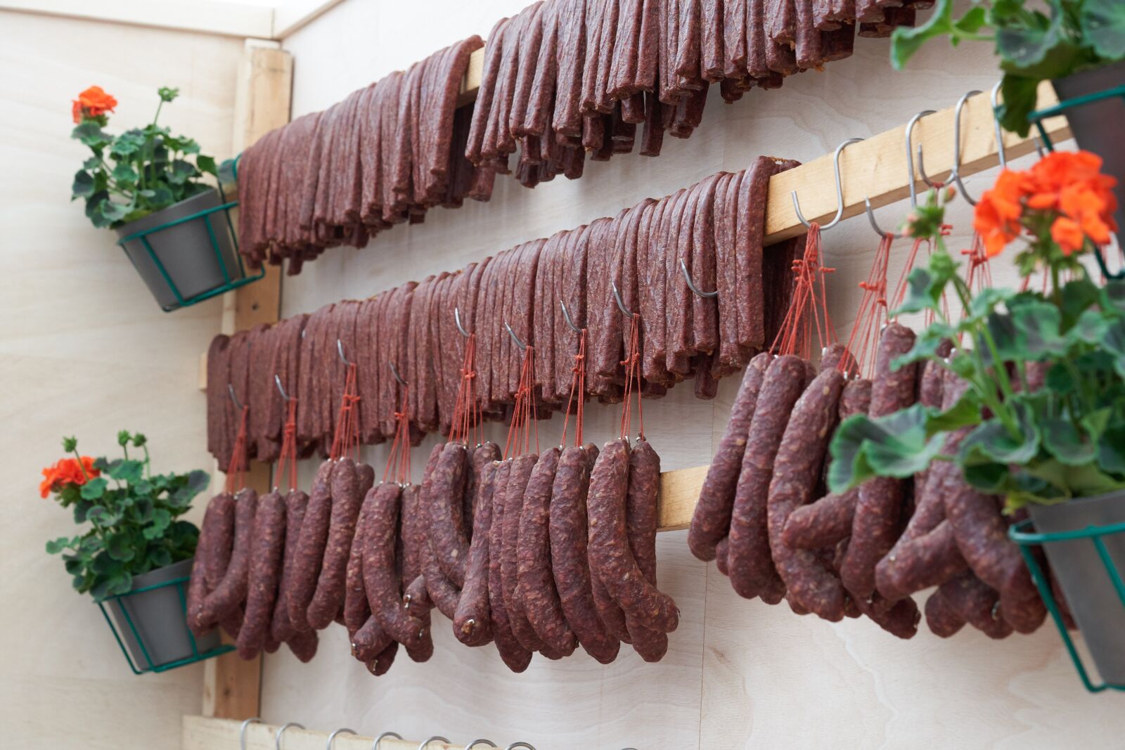 Sony FE 90mm F2.8 Macro G OSS sample photo. Sausage, meat, food photography