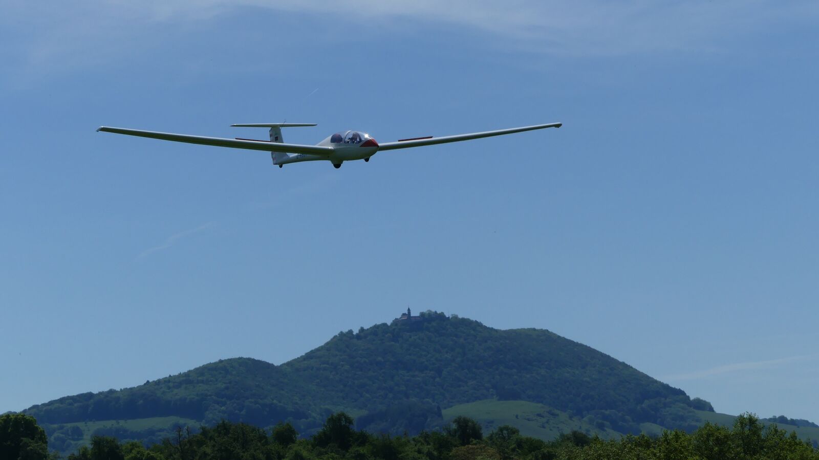Panasonic Lumix DMC-FZ300 sample photo. Aircraft, gliding, glider pilot photography