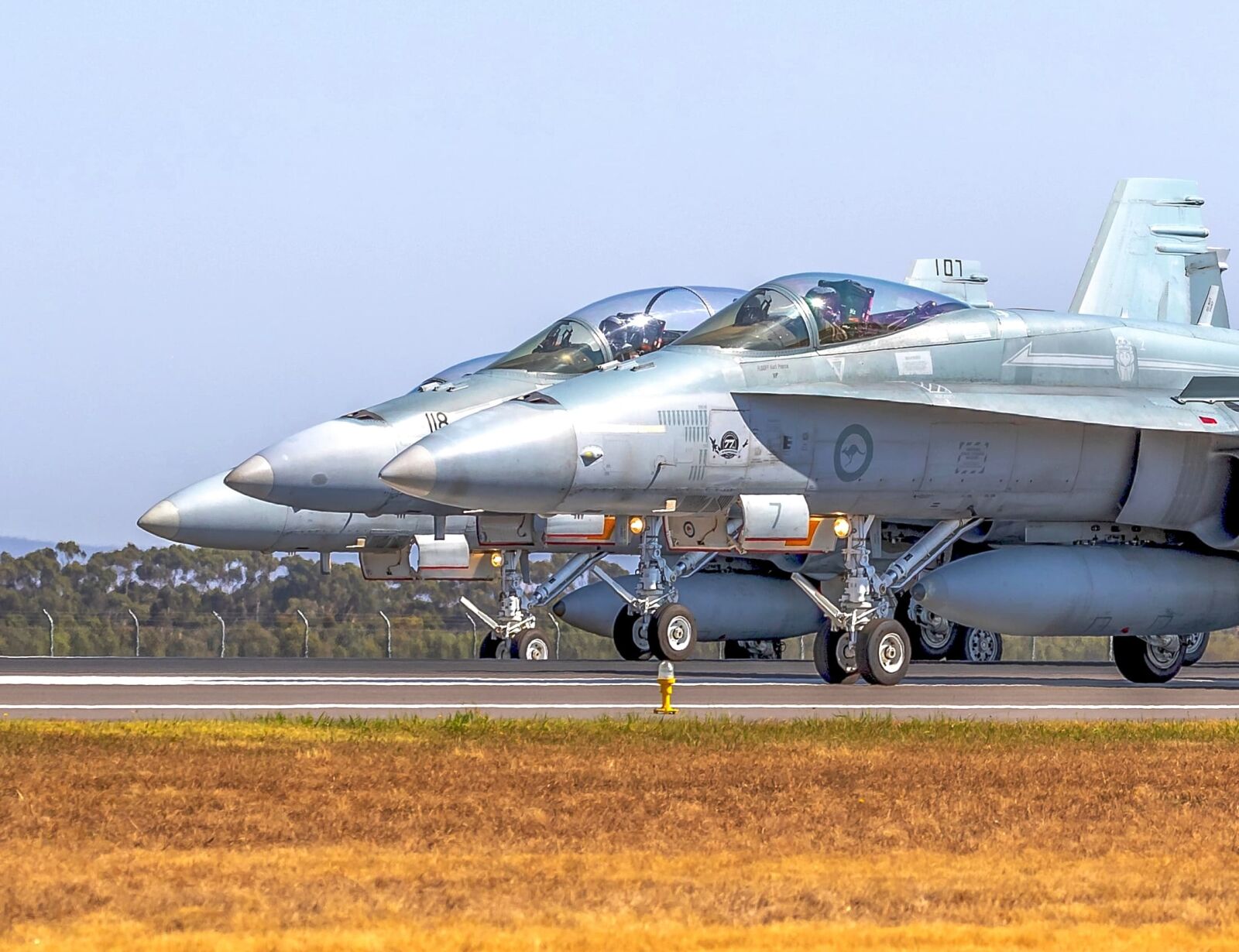 Canon EOS-1D X Mark II sample photo. Air force, aircraft engine photography