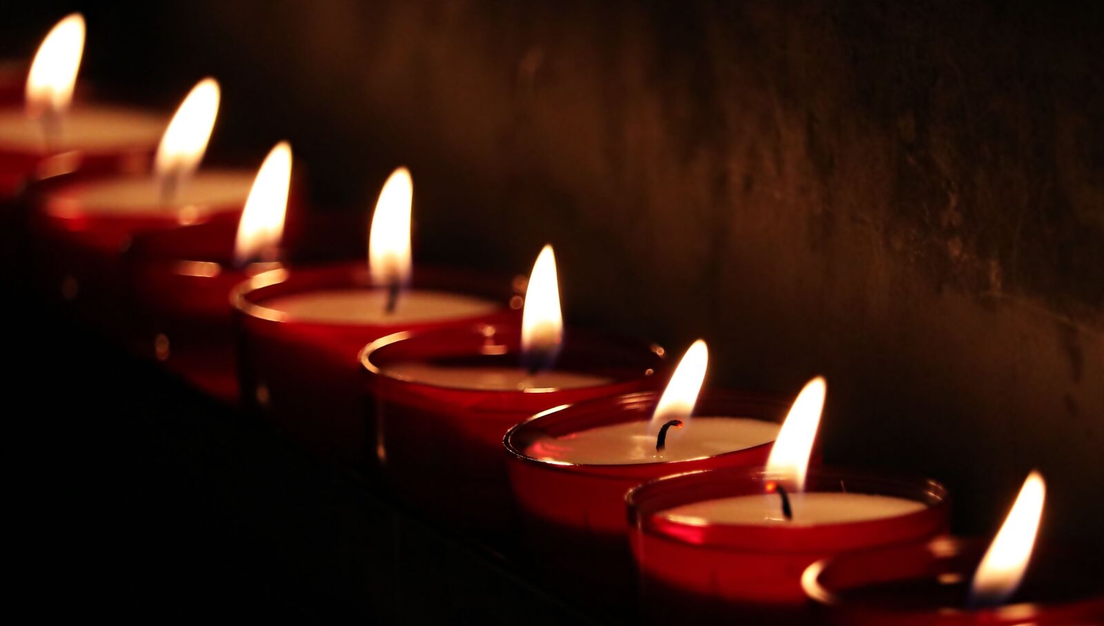 Canon EOS 80D sample photo. Wax, religion, candle, dark photography