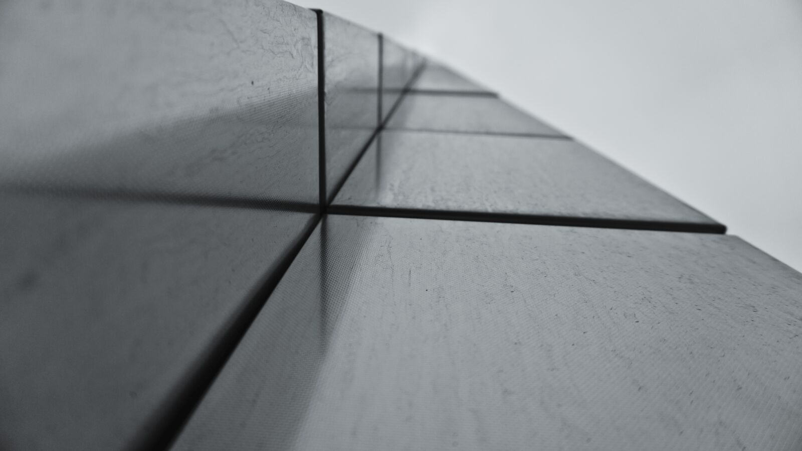 Sony a6300 sample photo. Light, architecture, wall photography