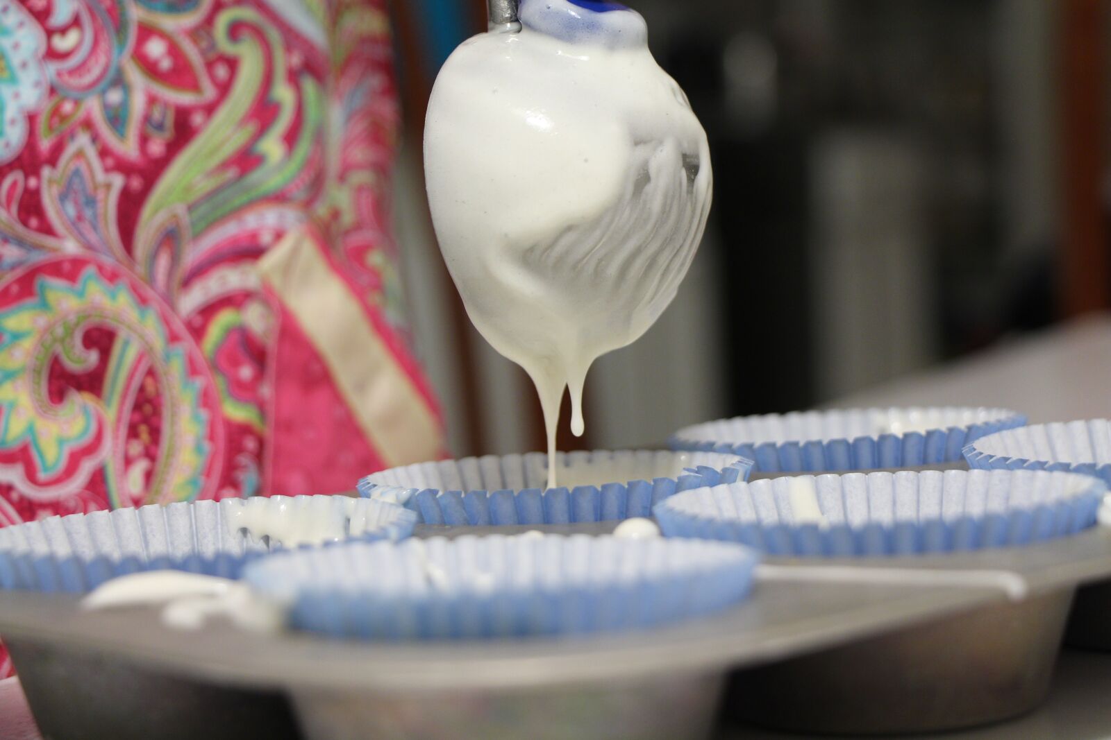 Canon EOS 650D (EOS Rebel T4i / EOS Kiss X6i) sample photo. Baking, cupcakes, cake photography
