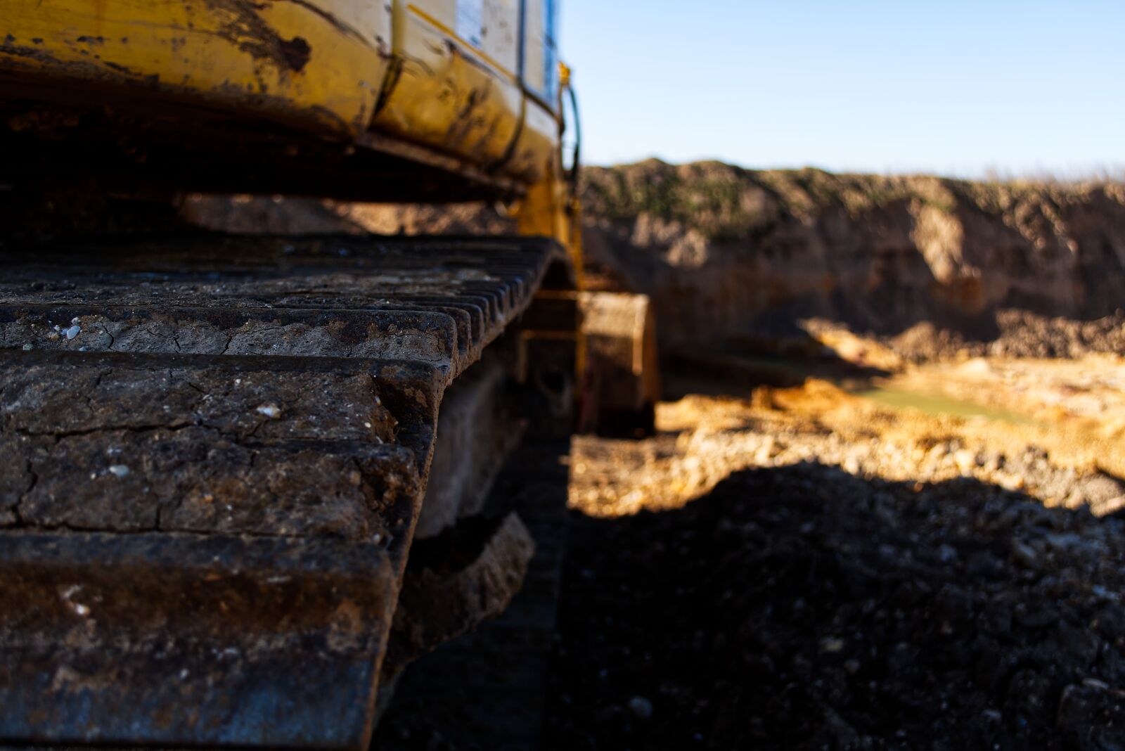 Nikon D5500 sample photo. Excavators, construction machine, chain photography