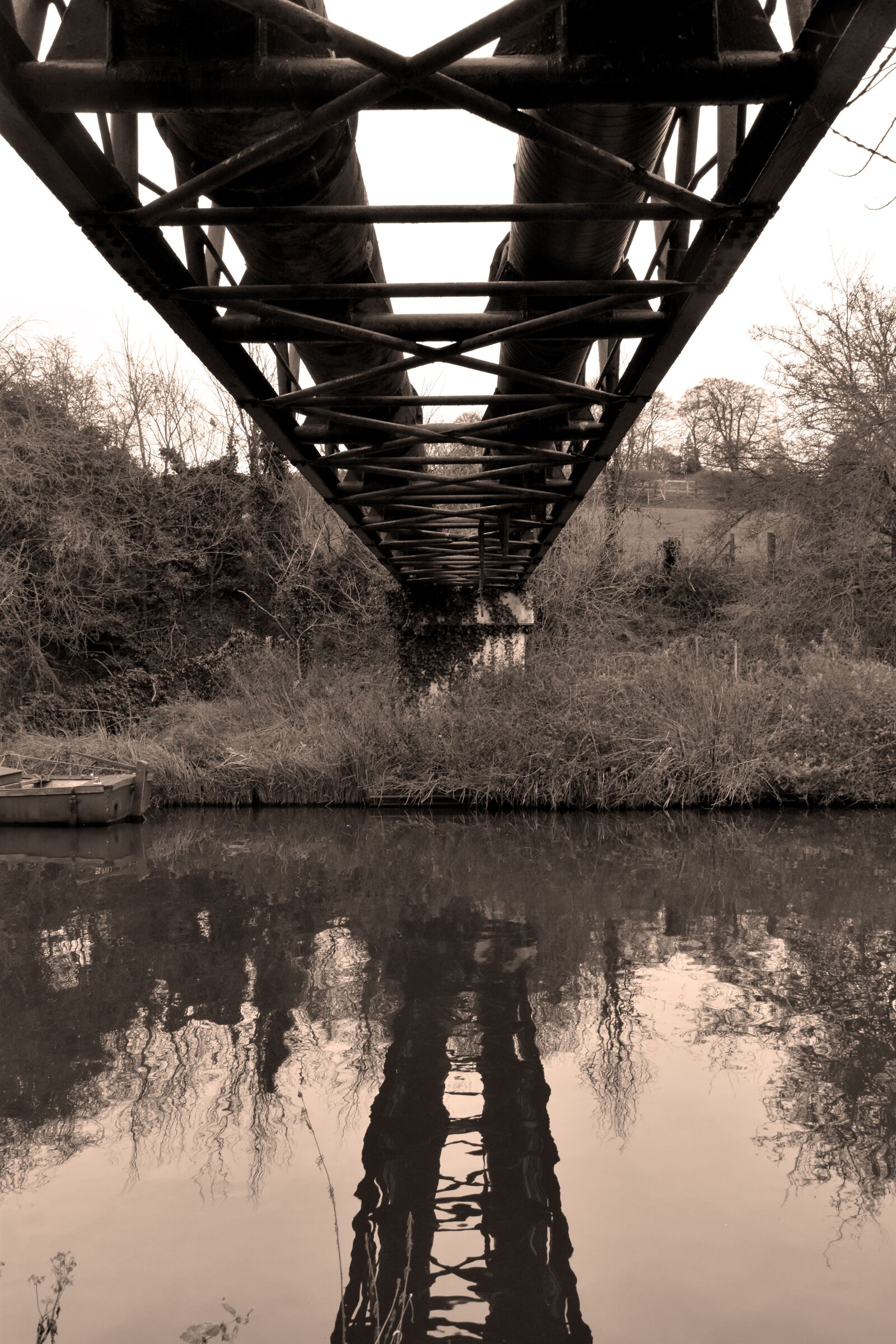 Nikon D5600 sample photo. Pipe, bridge, architecture photography
